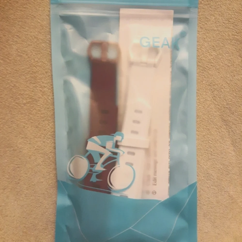 Geak Compatible with FitBit Small white and Plum wrist watch band